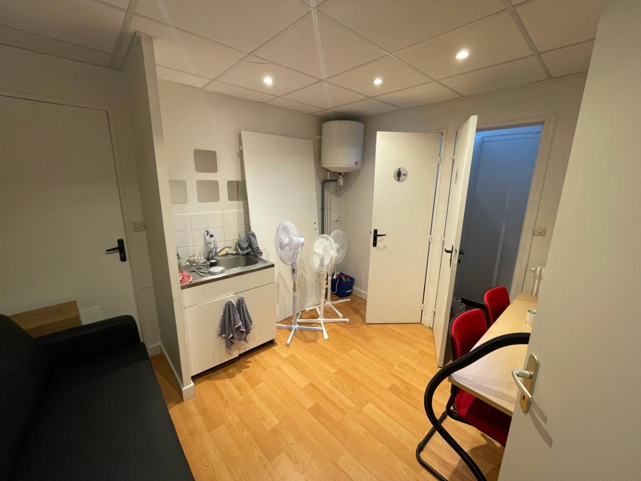 Bureau Saint-Cyr-sur-Loire 107m² Location bureau Saint-Cyr-sur-Loire Indre-et-Loire OLBUR2528845 3